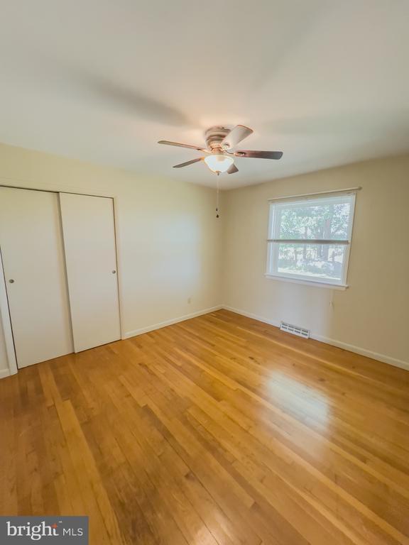 Building Photo - 6470 Rose Hill Dr