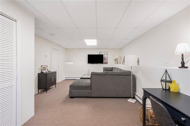 Building Photo - 40 Paolino St