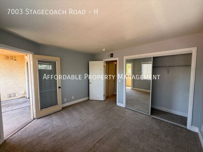 Building Photo - 7003 Stagecoach Rd