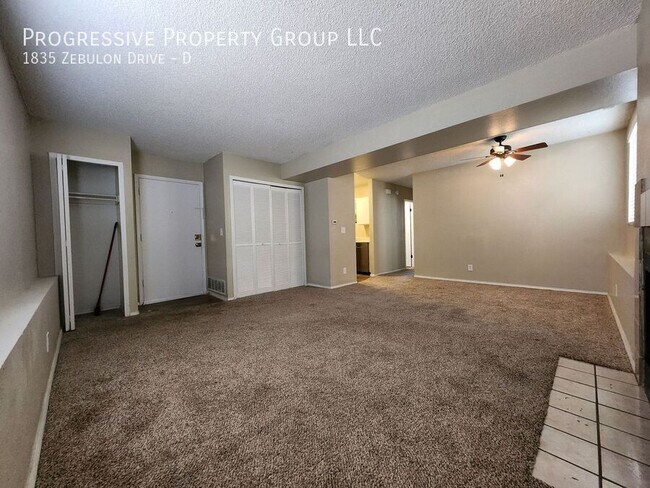 Building Photo - 1835 Zebulon Dr