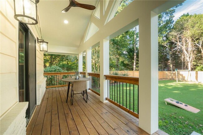 Building Photo - 7330 Hunters Branch Dr NE