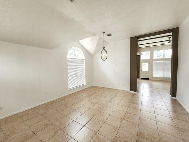Building Photo - 2810 Autumn Springs Ln