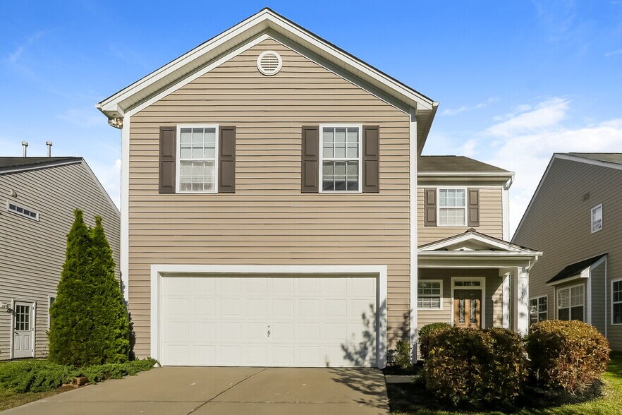 Primary Photo - 3371 Streamside Dr