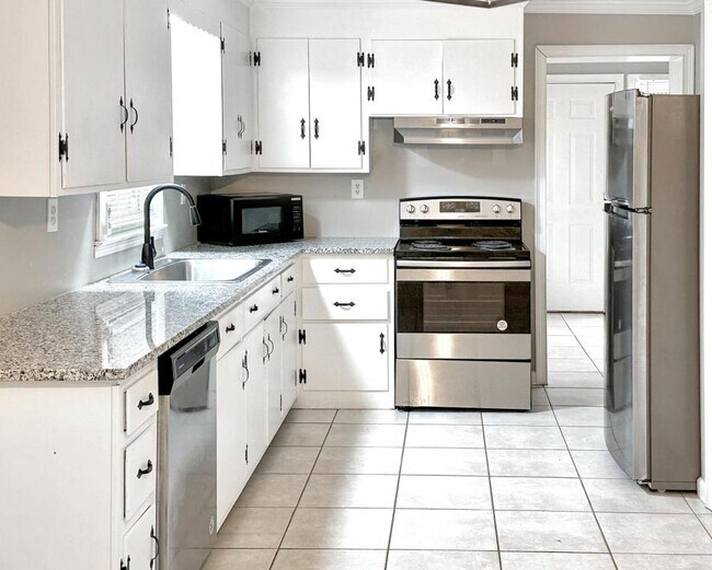 Building Photo - 5907 Appomattox Rd