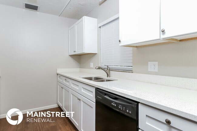 Building Photo - 147 Ramie Ln