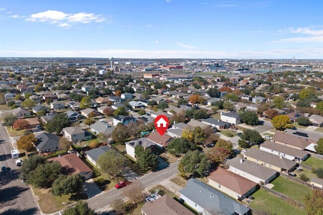 Building Photo - 108 David Dr