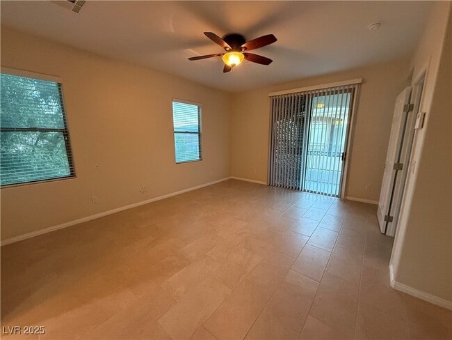 Building Photo - 11921 Luna Del Mar Ln