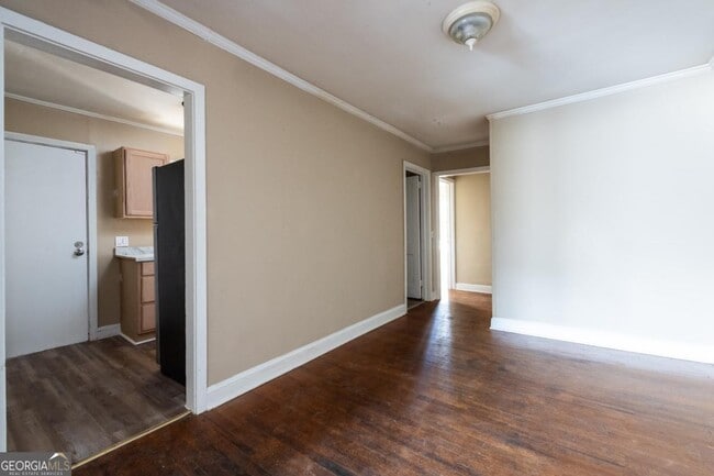 Building Photo - 3454 Rockbridge Rd SW