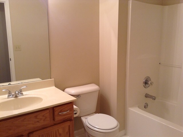 Building Photo - 8460 Moonstone Ct