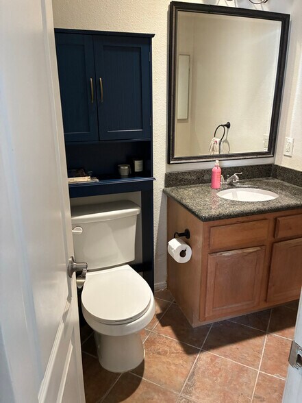 Building Photo - 6333 College Grove Way