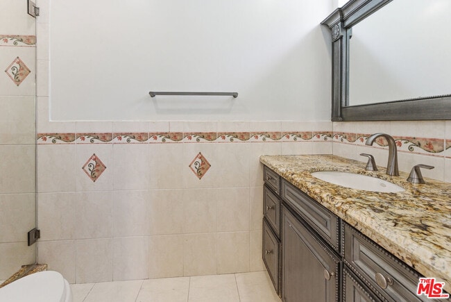 Building Photo - 1532 Glendon Ave