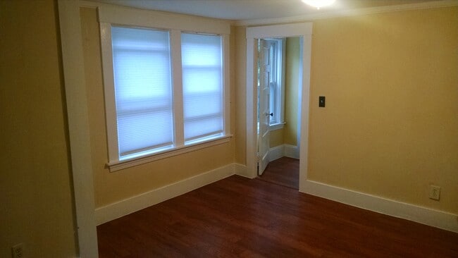 Building Photo - 67 Highland Ave