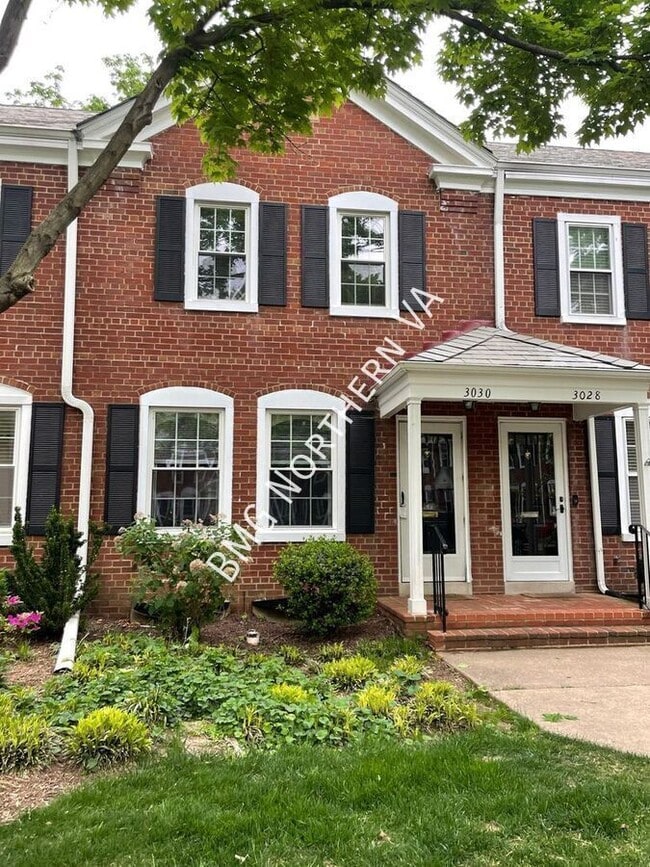 Building Photo - 3030 S Buchanan St