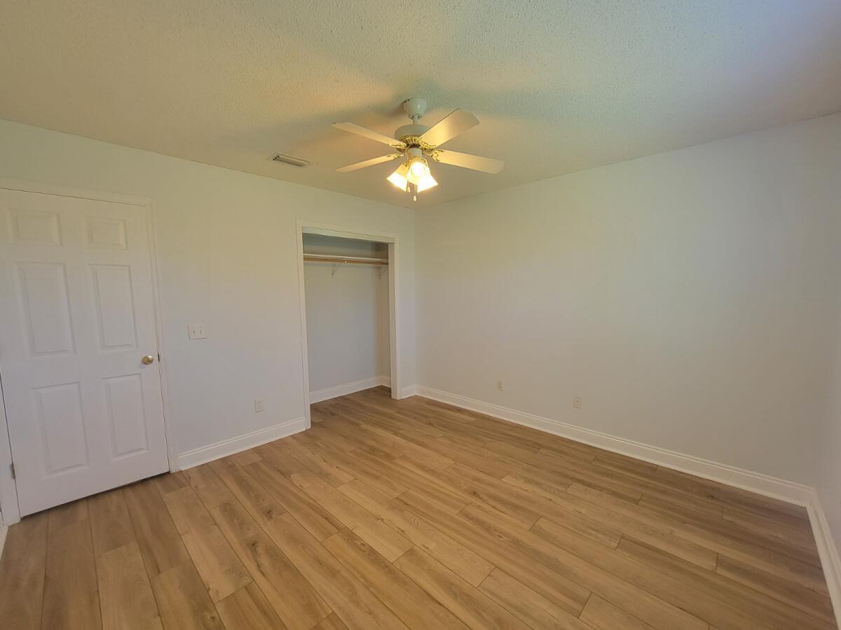 Building Photo - 316 Brady Way