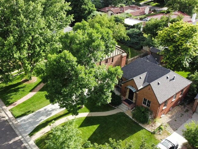 Building Photo - 663 Grape St