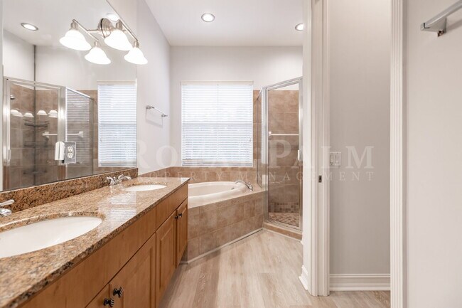 Building Photo - 12060 Lucca St