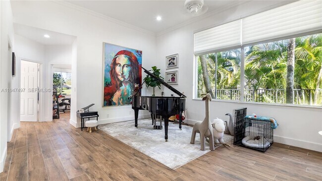 Building Photo - 2633 Oakbrook Dr