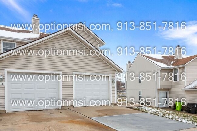 Building Photo - 3-bedroom townhouse now available in Belton!