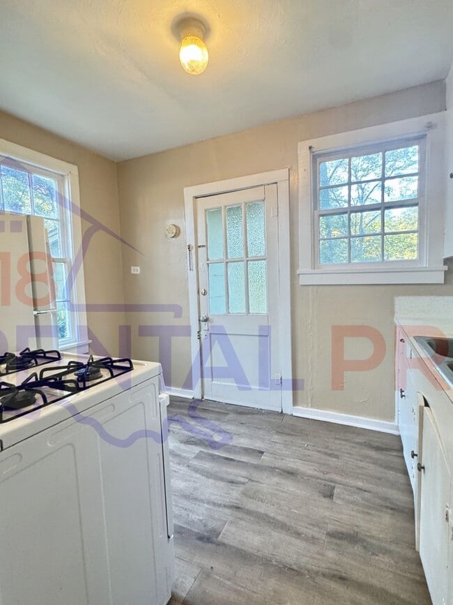Building Photo - 2 Bedroom House in Ruston!