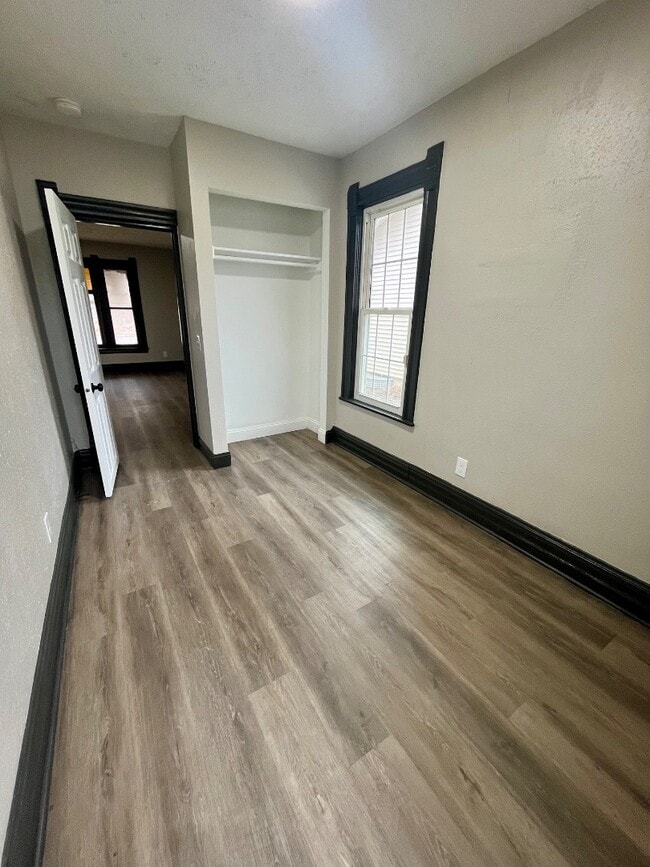 Building Photo - 2114 Ave G