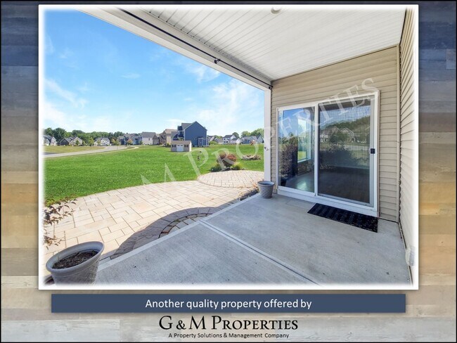 Building Photo - Rarely Available - Large Executive Rental ...