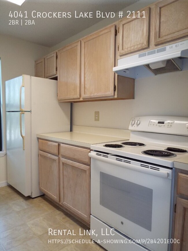 Building Photo - 4041 Crockers Lake Blvd