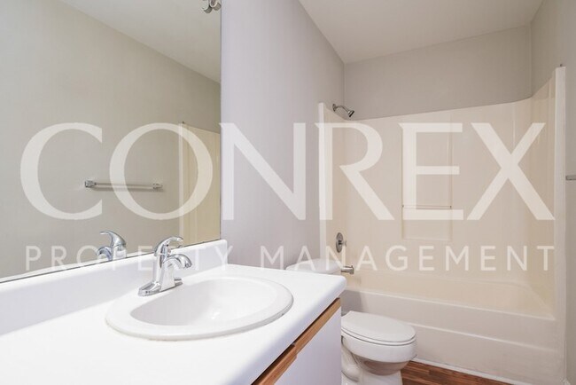 Building Photo - Charming 3 Bedroom Simpsonville, SC Home!