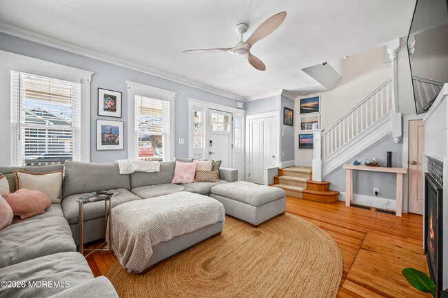 Building Photo - 214 Brinley Ave