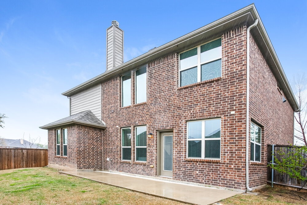 Building Photo - 2405 Comal Ct