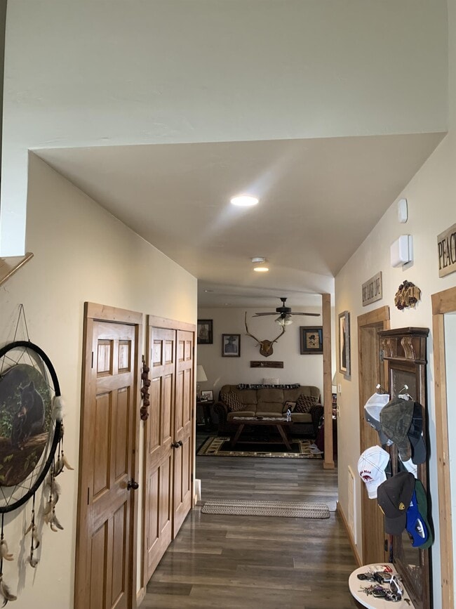 Building Photo - 347 Colter Loop