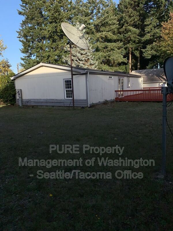 Building Photo - 16008 34th St E