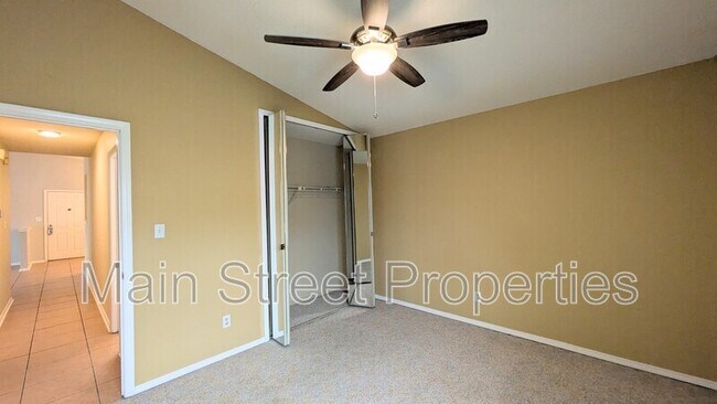 Building Photo - 7171 N 9th Ave