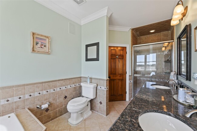 Building Photo - 703 Herricks Ln
