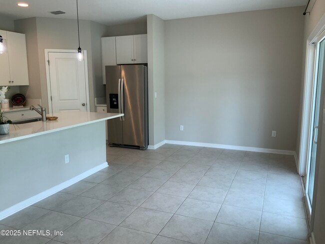 Building Photo - 230 Starnberg Ct