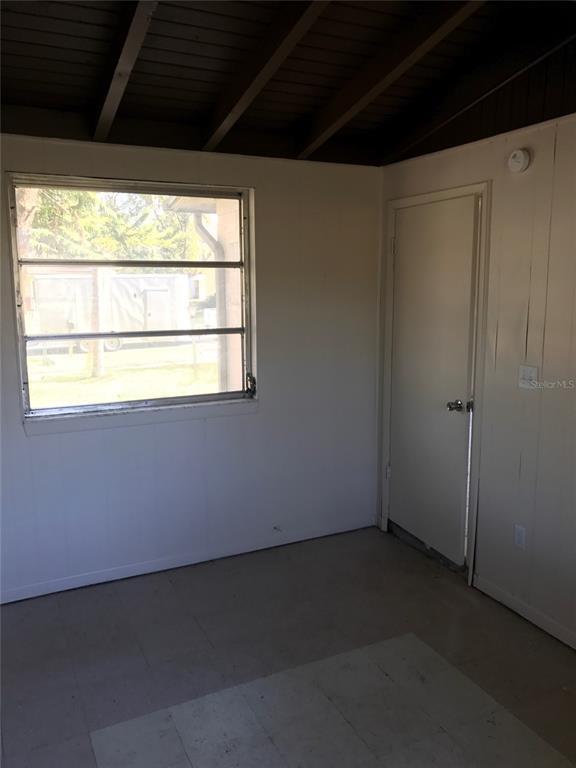 Building Photo - 1300 Fountainhead Dr