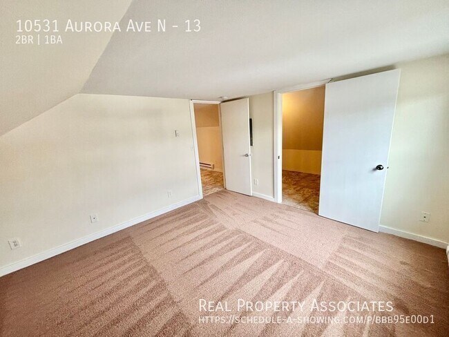Building Photo - 10531 Aurora Ave N