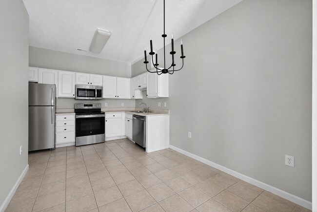 Building Photo - 2510 Friedland Pl