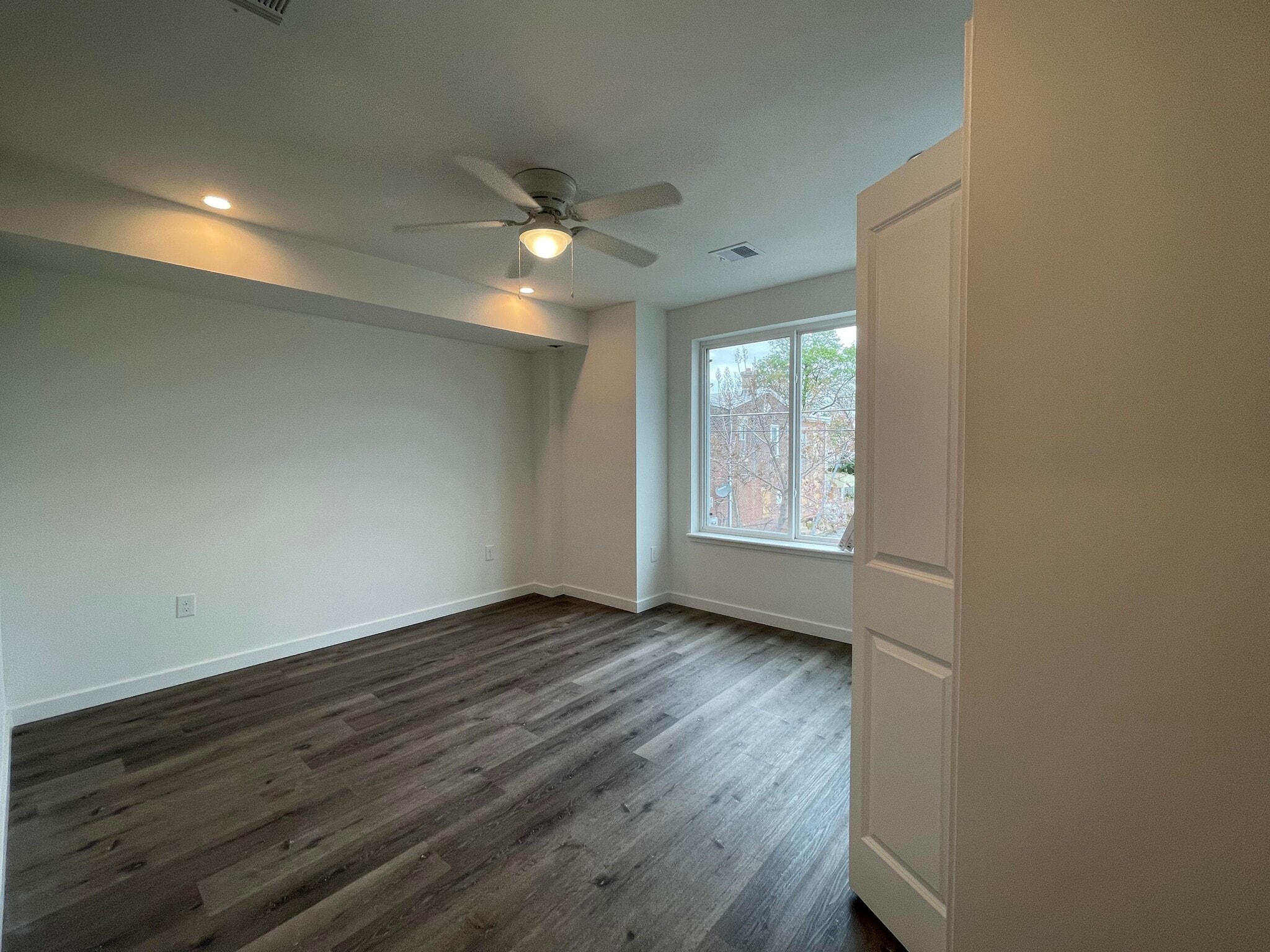 Building Photo - 2366 Orthodox St