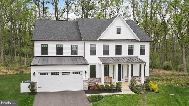 Building Photo - 7679 Cross Creek Dr