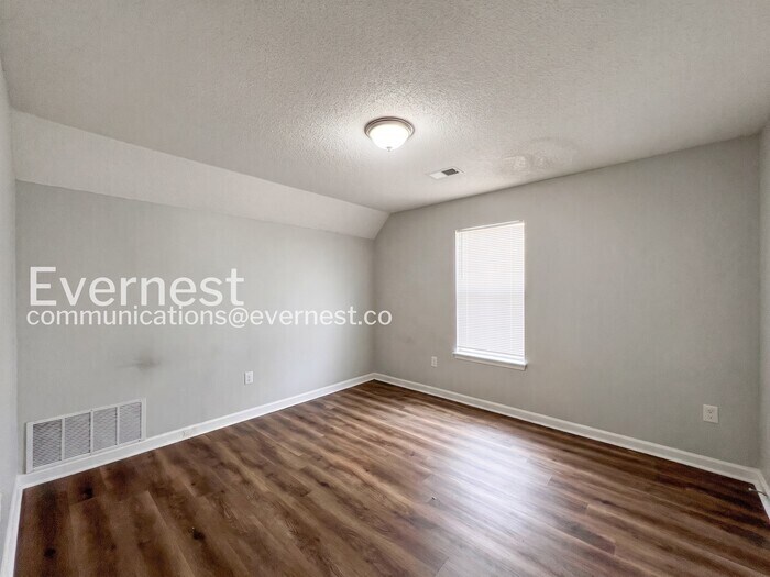 Building Photo - 9931 Adina Cove