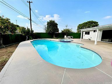 Building Photo - 23010 Sunset Crossing Rd