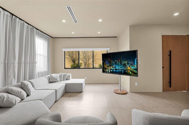 Building Photo - 4721 NW 6th Ave