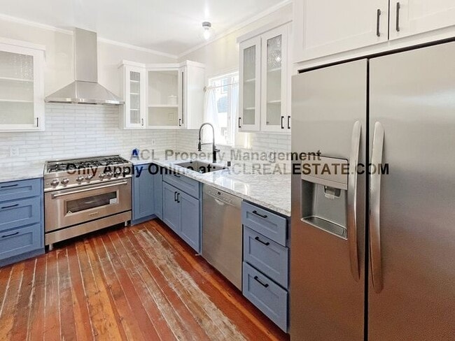 Building Photo - North Oakland Beauty – Modern Comfort Meet...