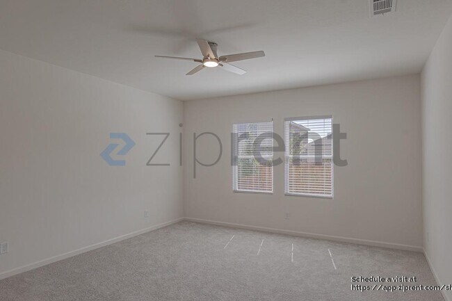 Building Photo - 4921 Redhead Dr
