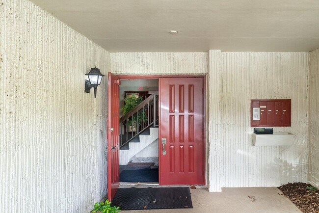 Building Photo - 22089 Cocoa Palm Way
