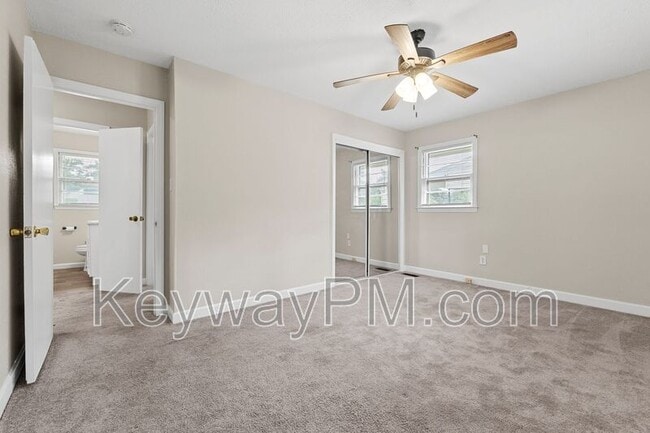 Building Photo - 133 Belair Rd