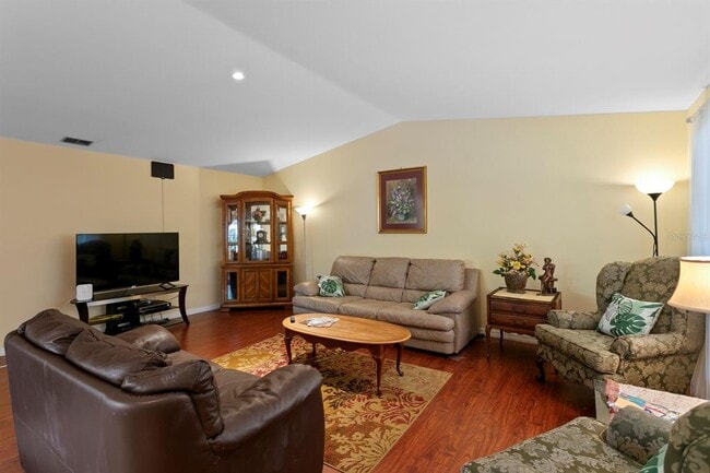 Building Photo - 1343 Highland Ave NW