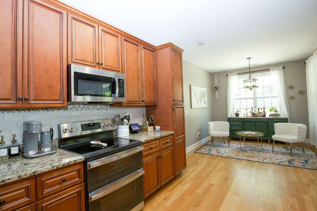 Building Photo - "Beautifully Designed, spacious 2400 Sq. F...
