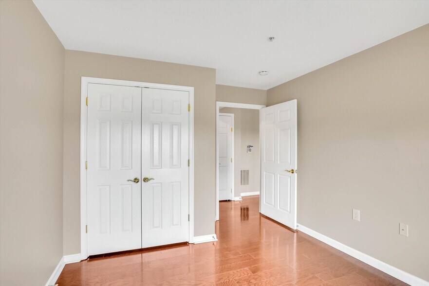 Building Photo - 12240 Roundwood Rd