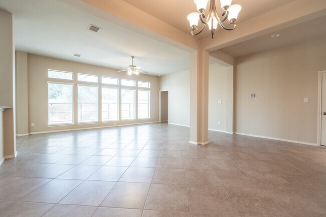 Building Photo - 5211 Belvedere Dr